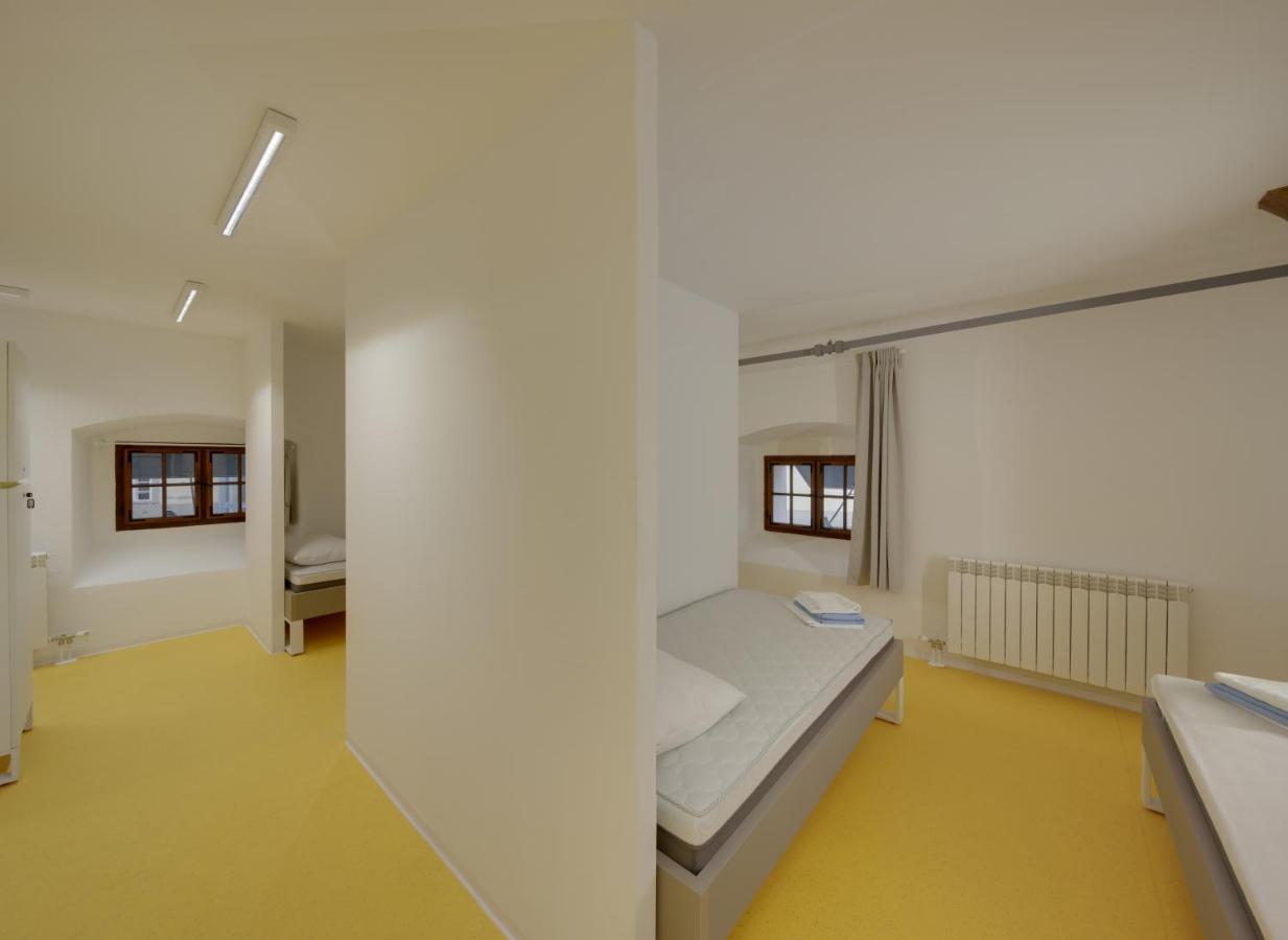 Hi Hostel Stara Pekara Eszék Kültér fotó